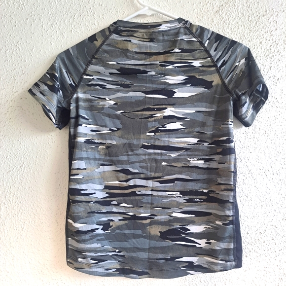 😁NIKE DRI-FIT SHIRT - Picture 2 of 5